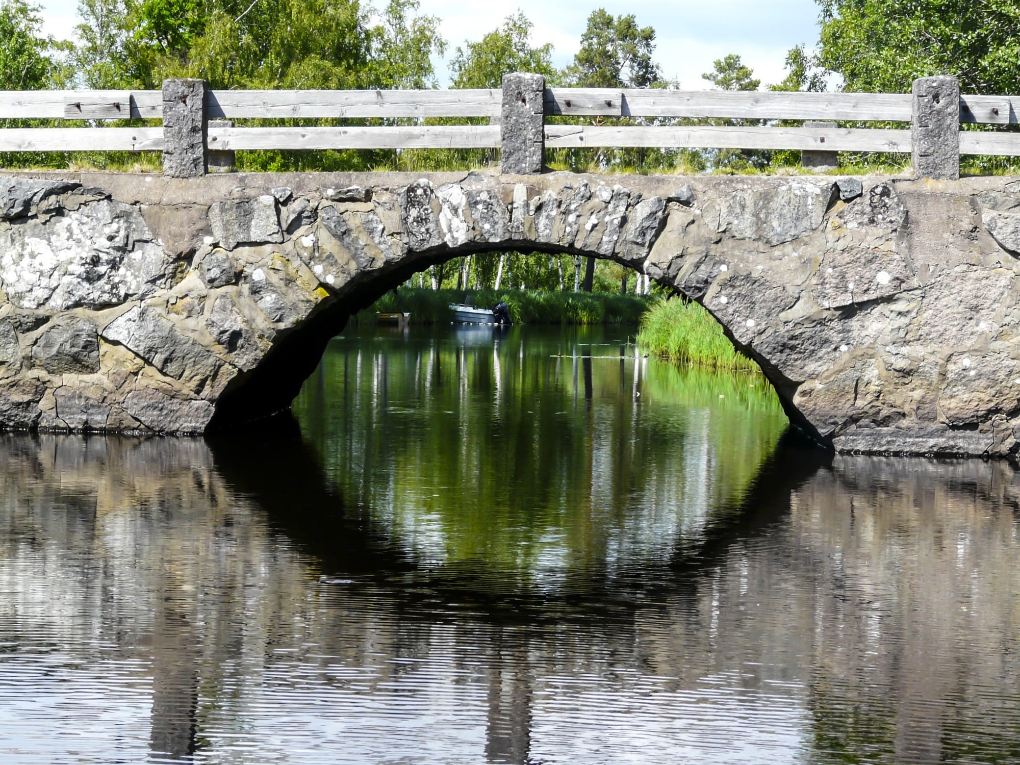 Medigap or Medicare Advantage: Which Is Better for Me? | stone bridge | HealthCare.com